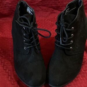 Elegant Black Women's Ankle Boots